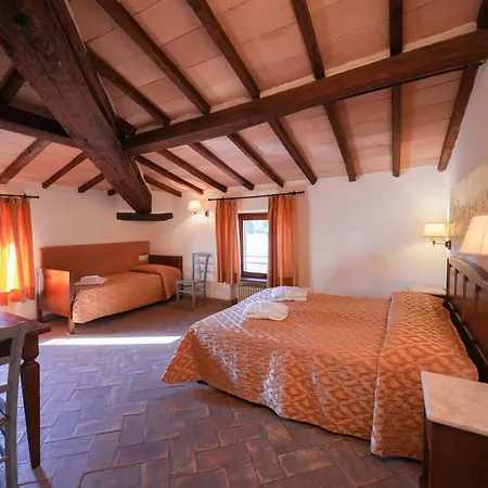 Hotel Relais Santa Genoveffa Paganico  Exterior photo