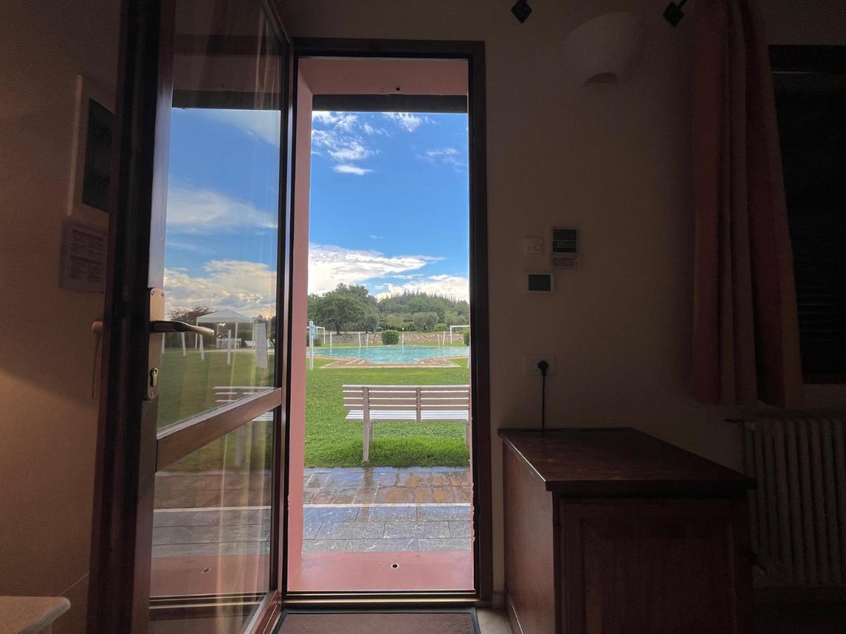 Relais Santa Genoveffa Landhaus *