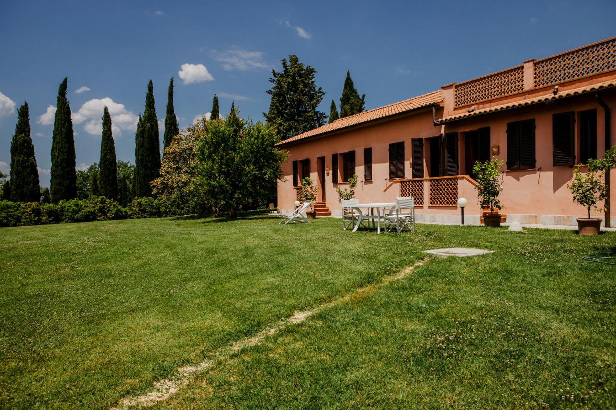 Relais Santa Genoveffa Landhaus